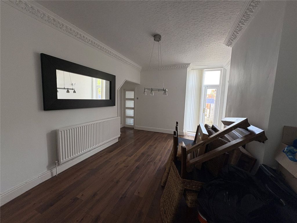 Property photo 3 of 13 Picture No. 15