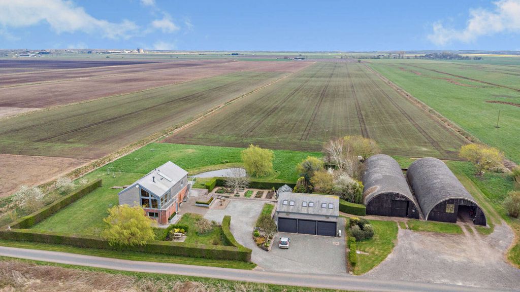 Property photo 2 of 9 Aerial View