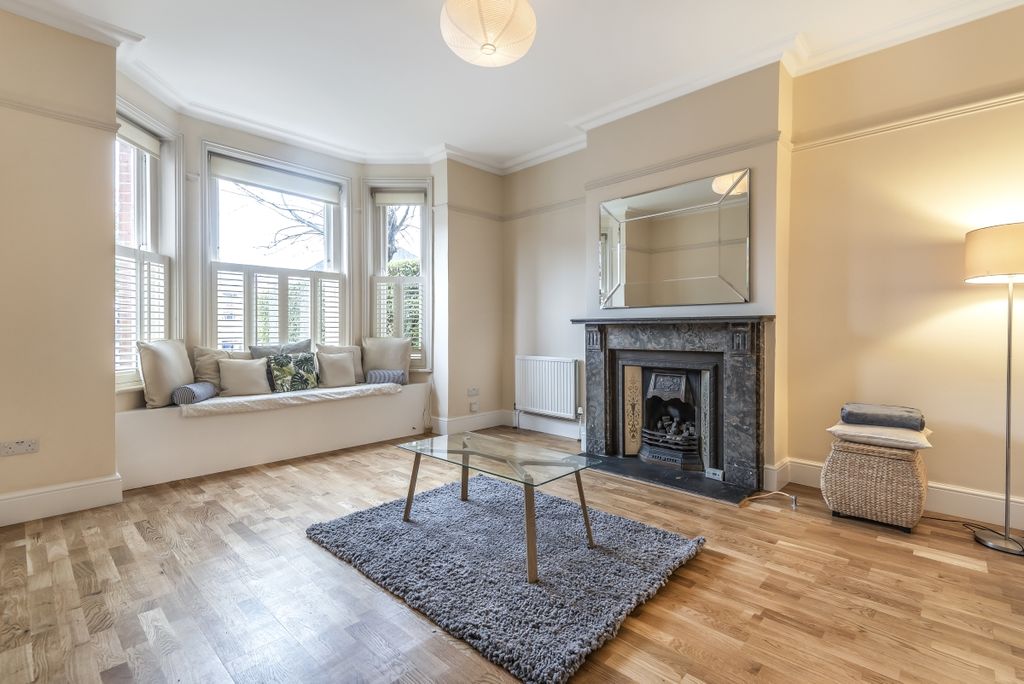 Property photo 1 of 8 415888 (2)c
