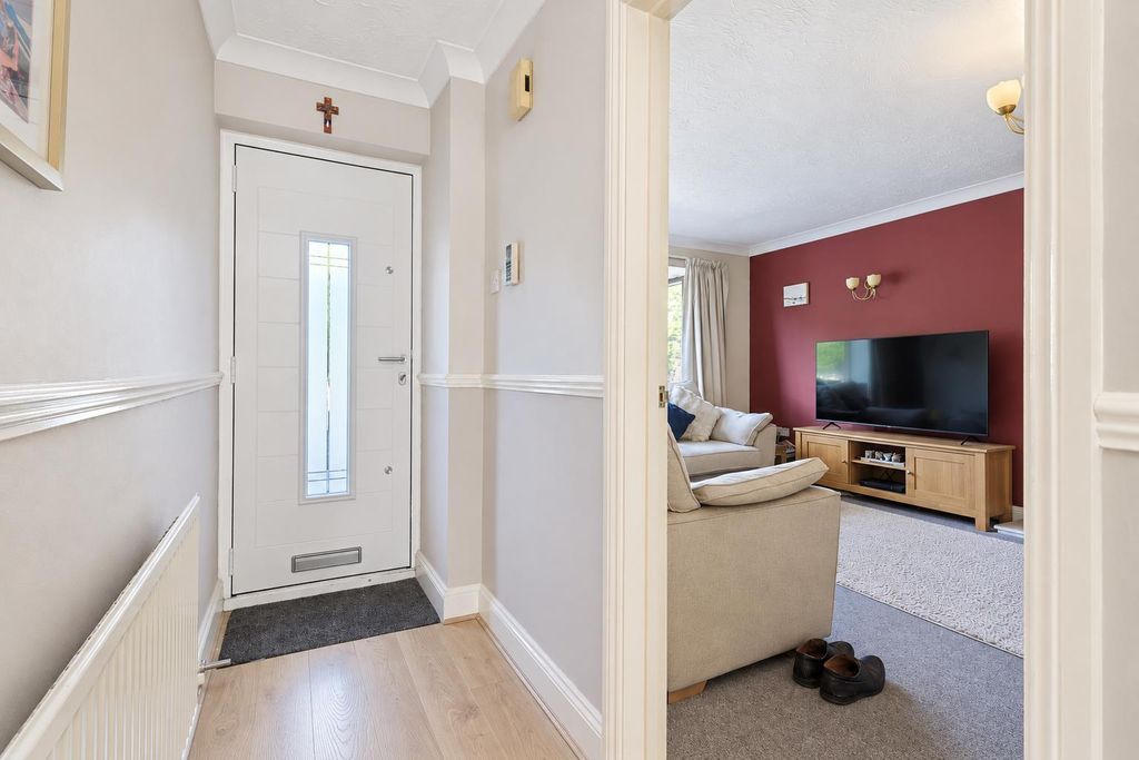 Property photo 2 of 18