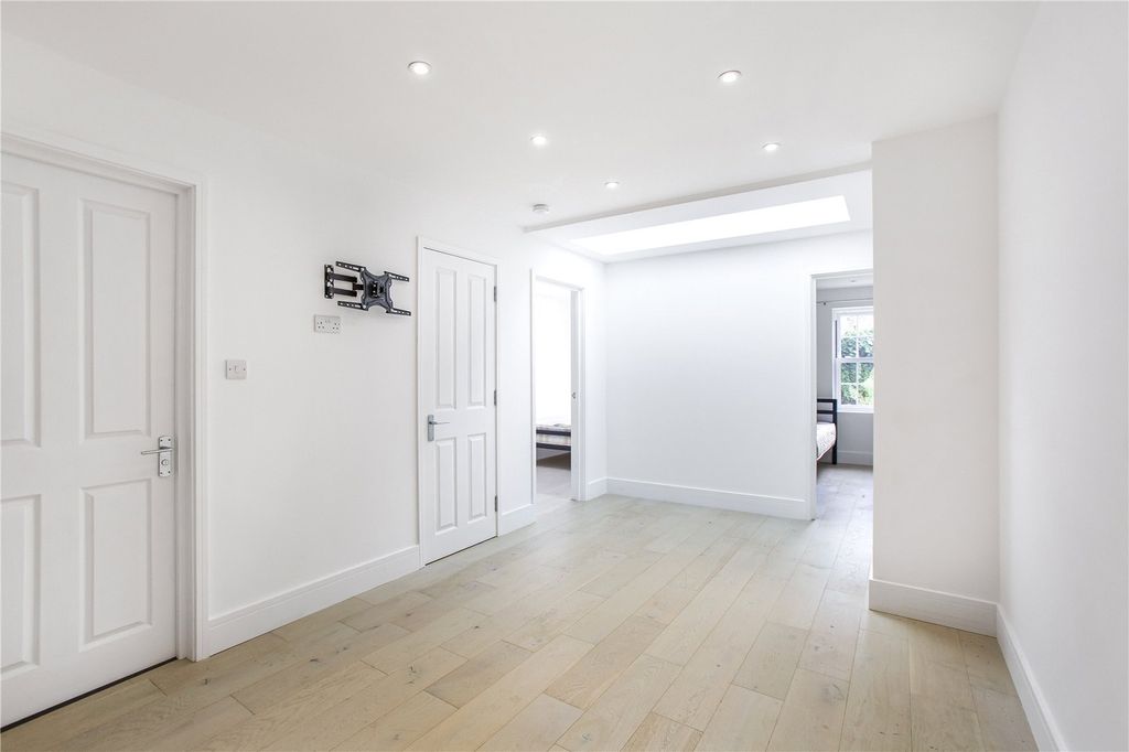 Property photo 2 of 12 Reception Room