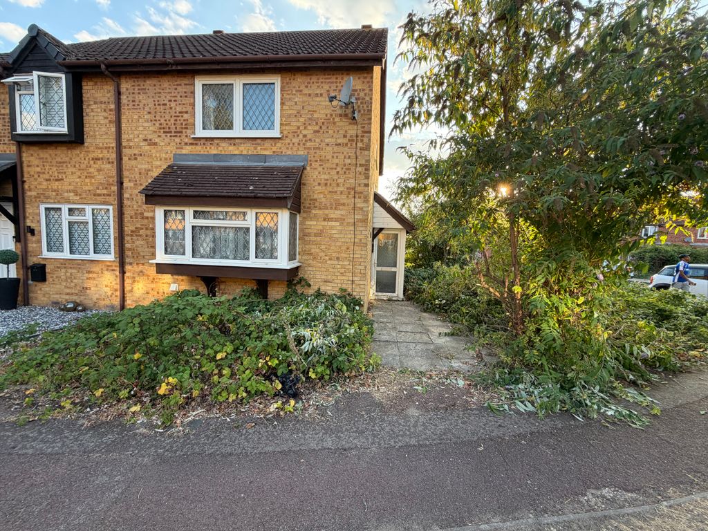 Property photo 1 of 12