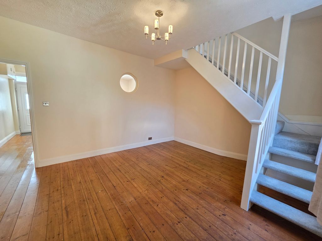 Property photo 2 of 14 Living Room