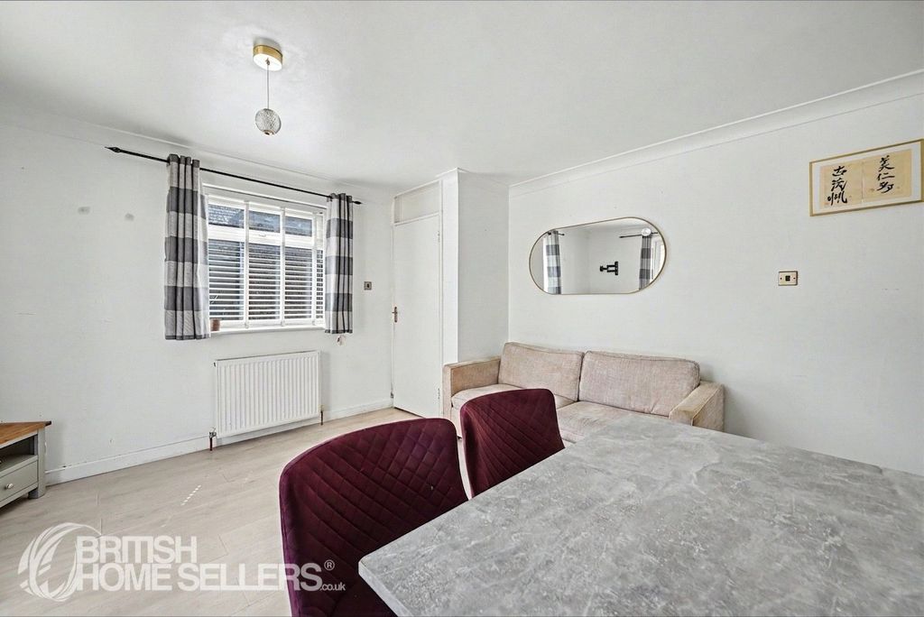 Property photo 3 of 15 Picture No. 09
