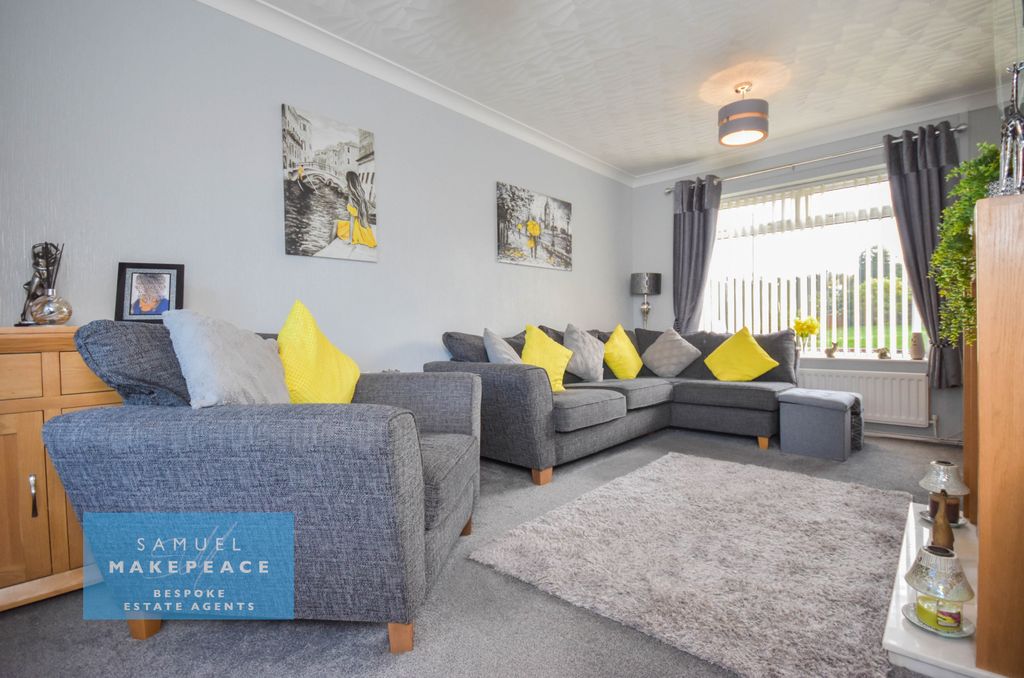 Property photo 2 of 18 Gallery