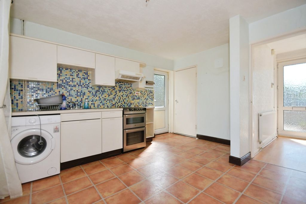 Property photo 3 of 14 Pbox-Img.Jpg