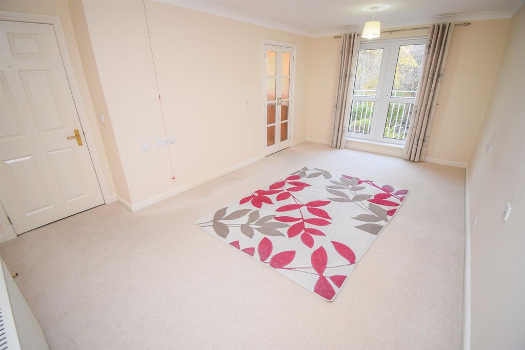 Property photo 2 of 11 Lounge-Dining Room (2)-2.Jpg