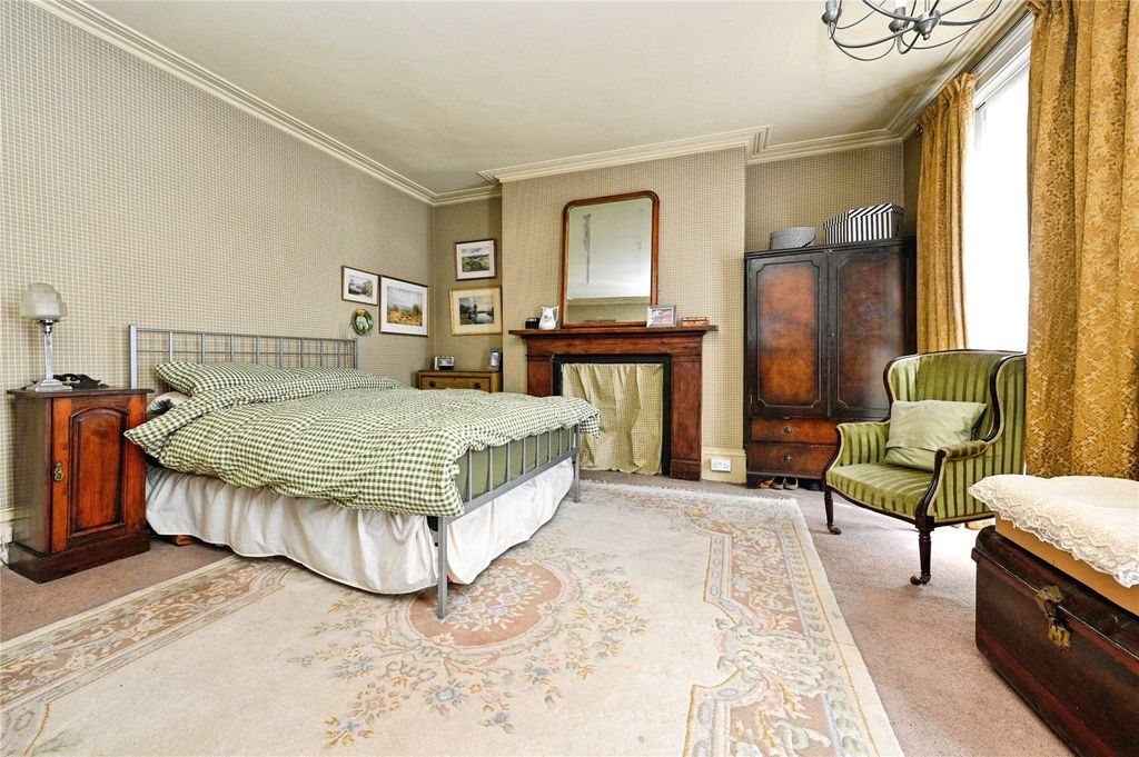 Property photo 3 of 19 Picture No. 34