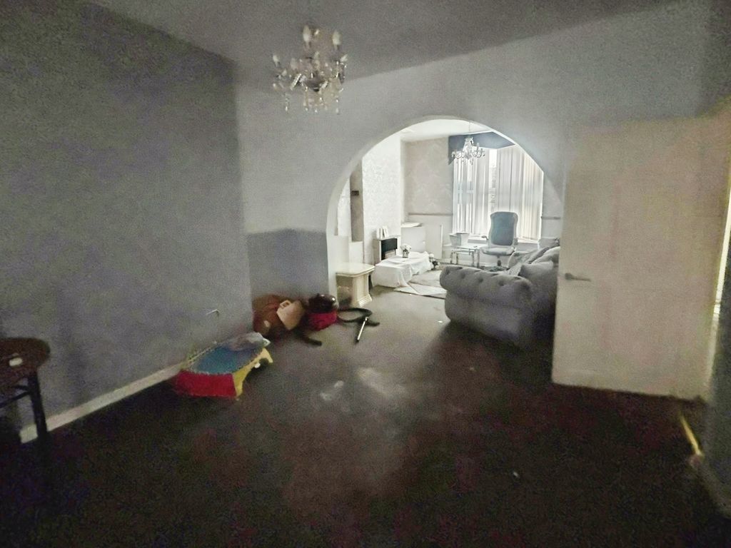 Property photo 3 of 8 F9De6788-Whatsapp 20Image 202025-11-20 20At 203.33