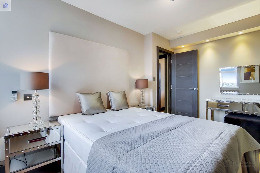 Property photo 2 of 18 Picture No. 01