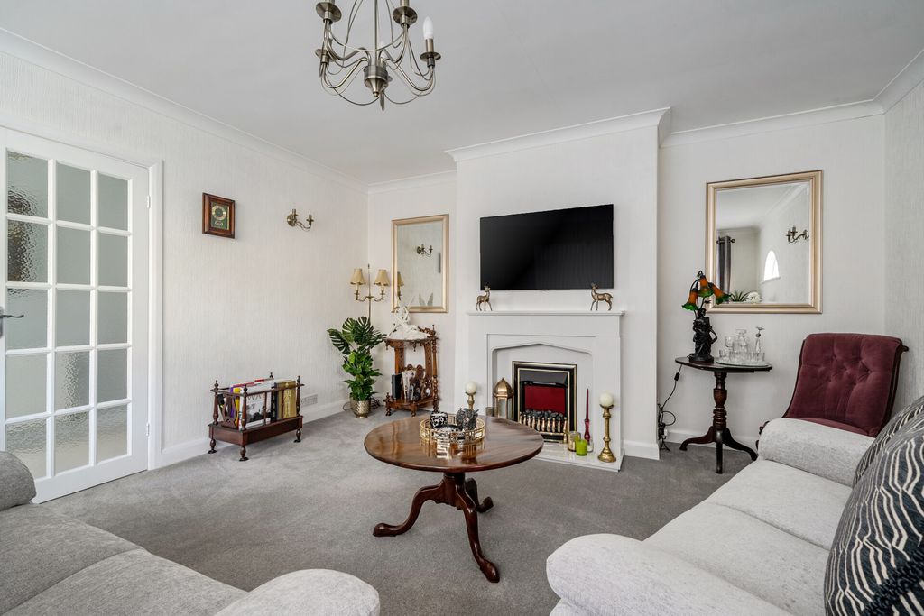 Property photo 2 of 23 1530849-10-1A11c8...