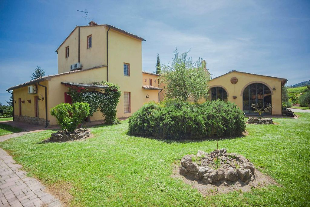 Property photo 3 of 29