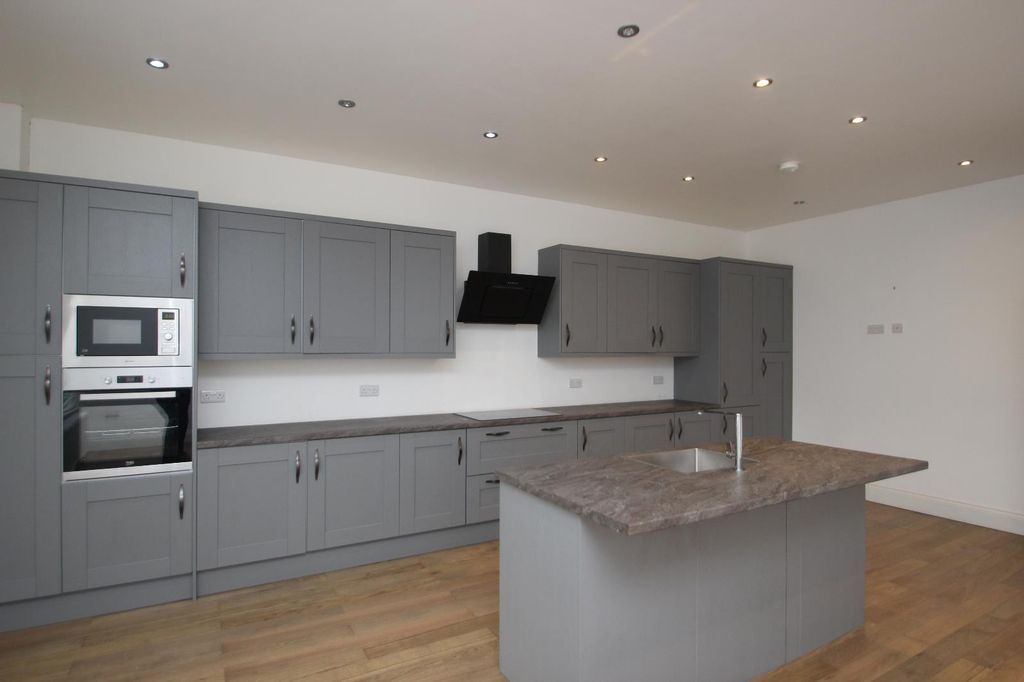 Property photo 1 of 18 0 General