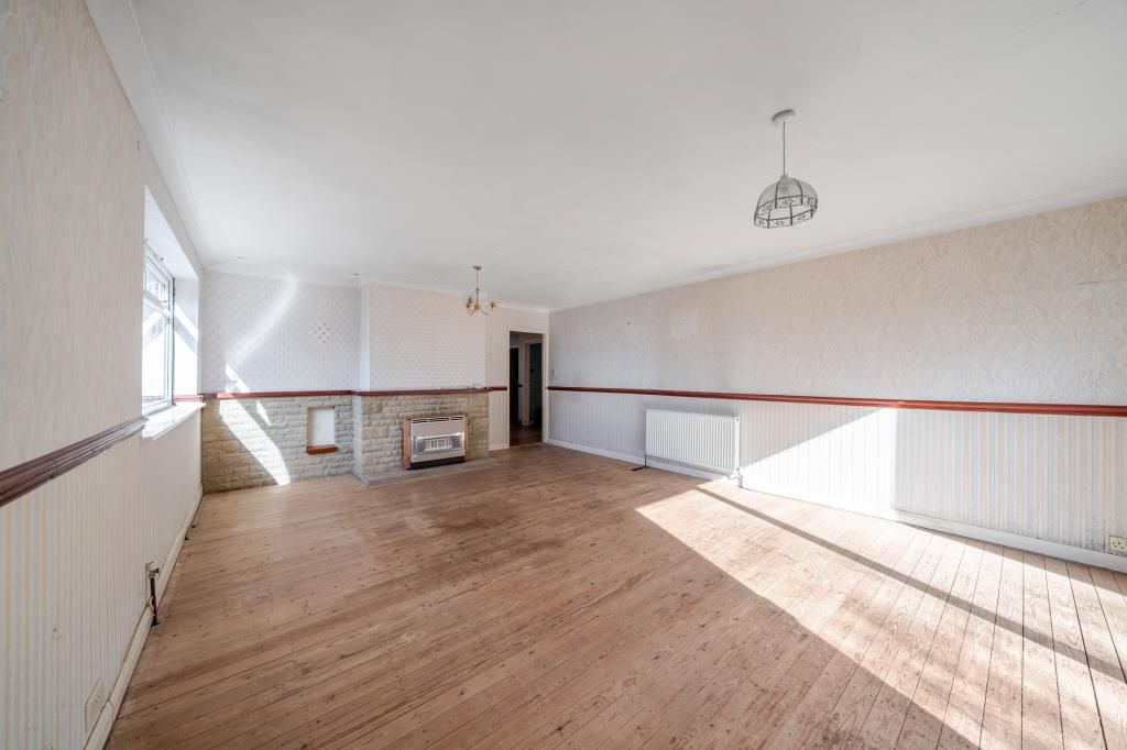 Property photo 2 of 25 Living Area