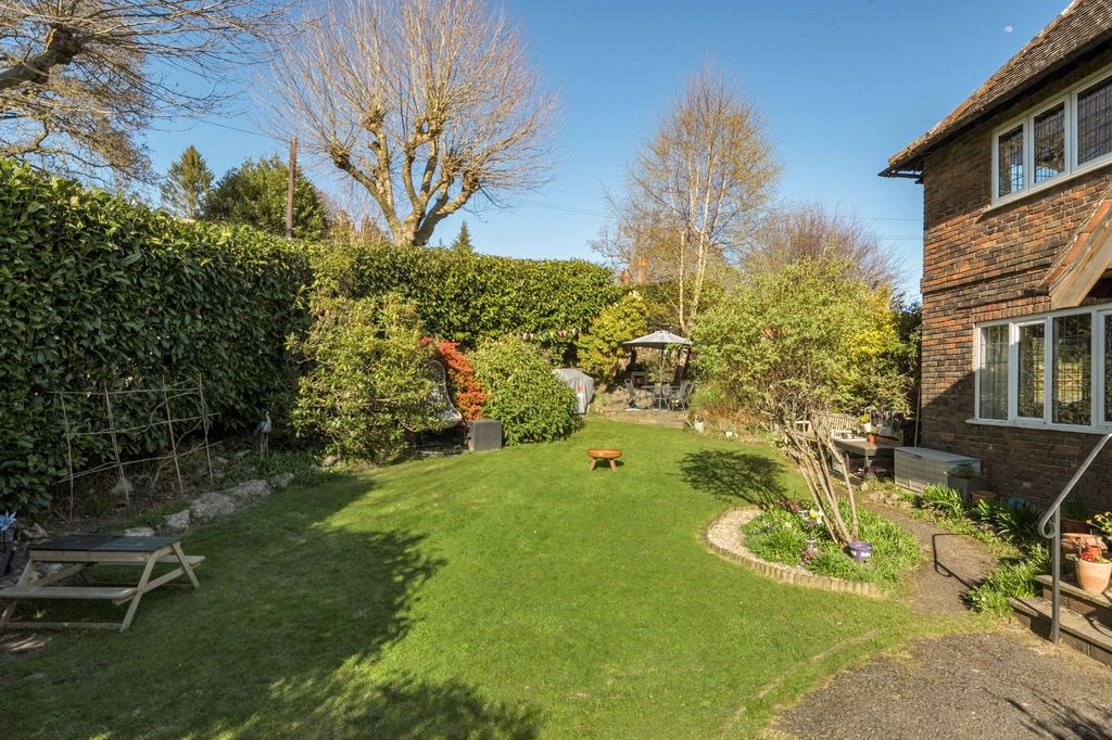 Property photo 2 of 15 Private Garden