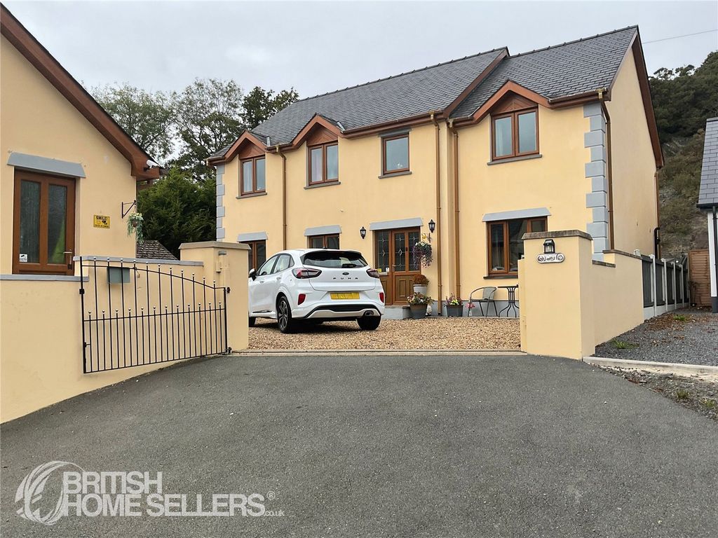 Property photo 1 of 42 1