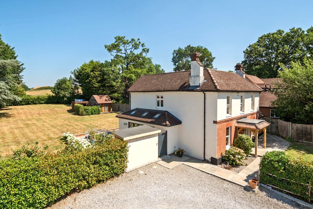 Property photo 1 of 36