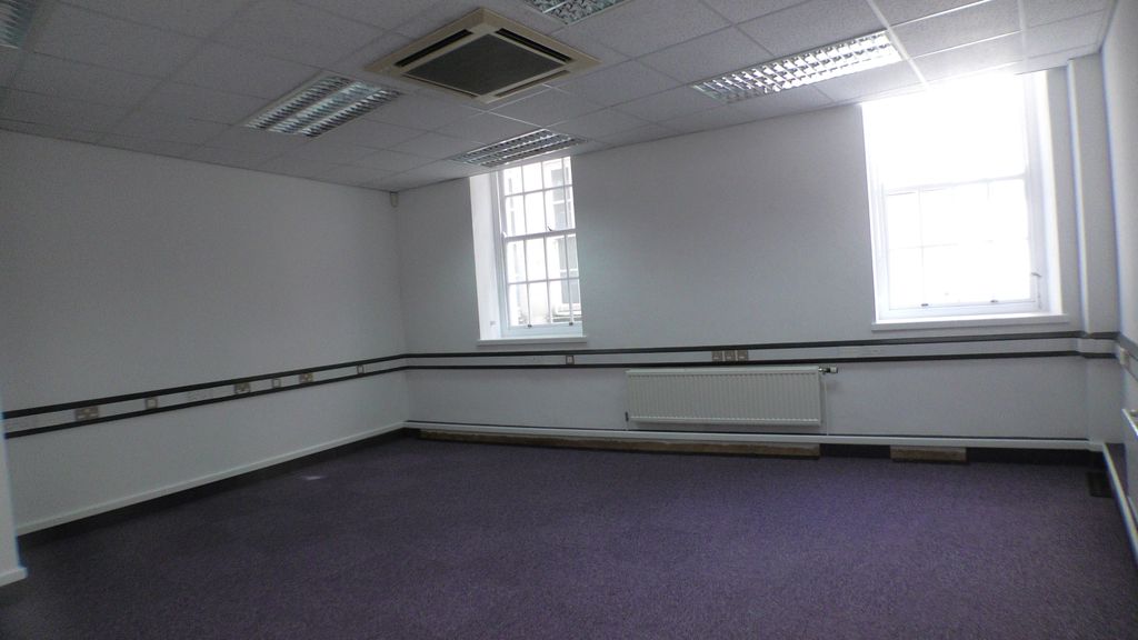 Property photo 3 of 6 S1590112