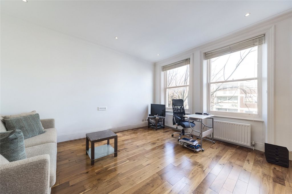 Property photo 3 of 8 Reception Room