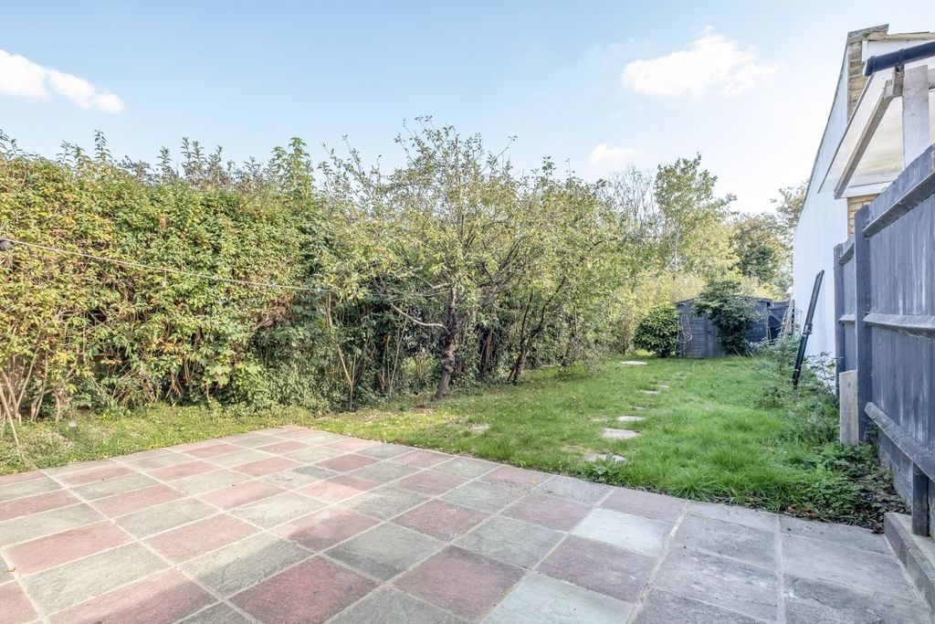 Property photo 3 of 13