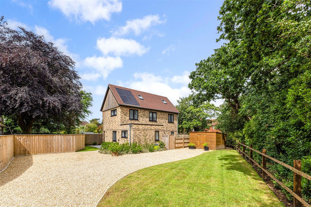 Property photo 1 of 17 Picture No. 27