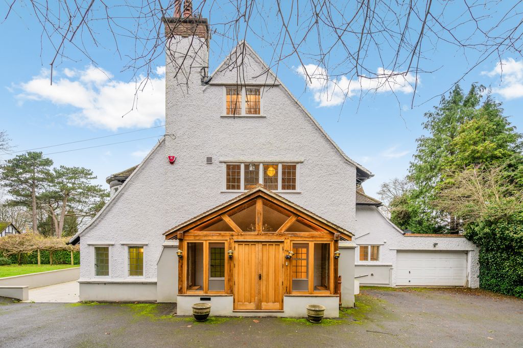 Property photo 2 of 29