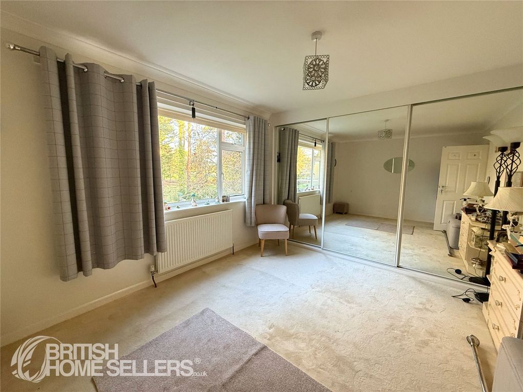 Additional image 10 of 2 bed flat for saleAldridge Road, Ferndown, Dorset BH22