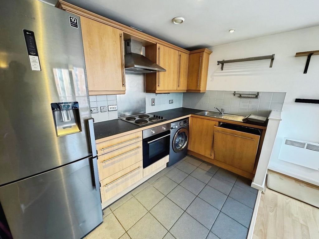 Property photo 3 of 9 Picture No. 15