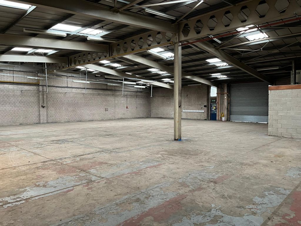 Property photo 3 of 6