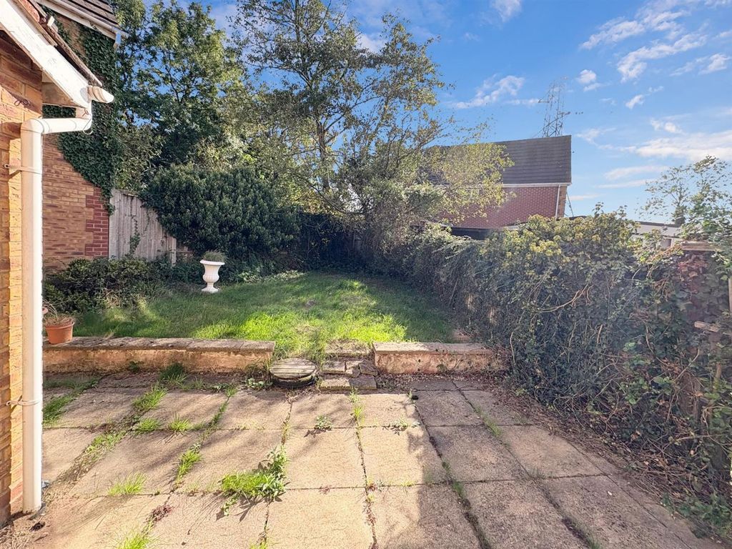 Property photo 3 of 11 Rear Garden