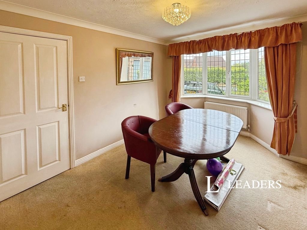 Property photo 2 of 16 Pbox-Img.Jpg