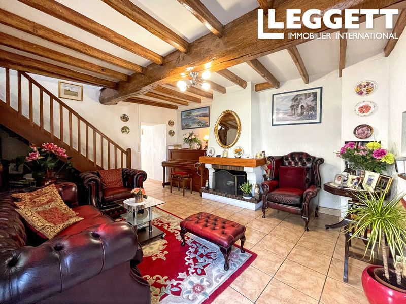 Property photo 2 of 10