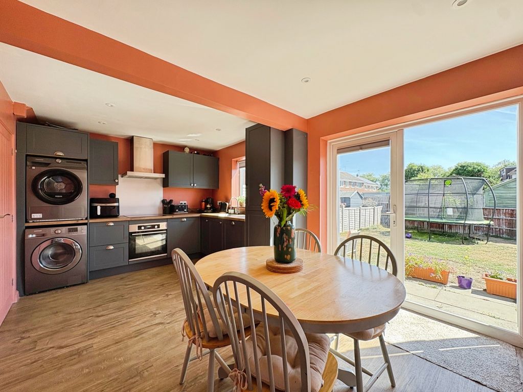 Property photo 2 of 13 Pbox-Img.Jpg