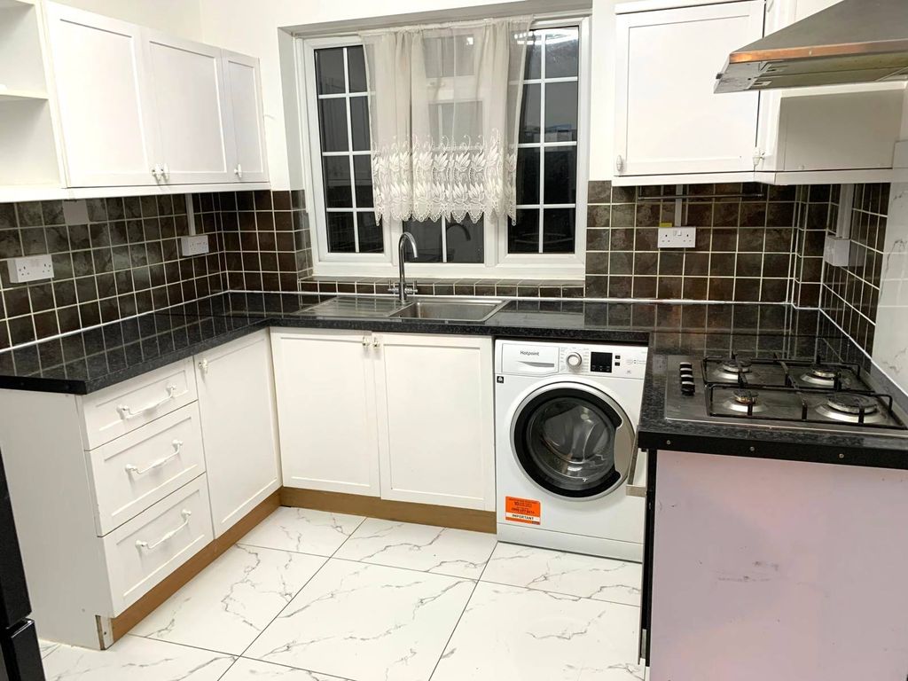 Property photo 2 of 10 Gallery