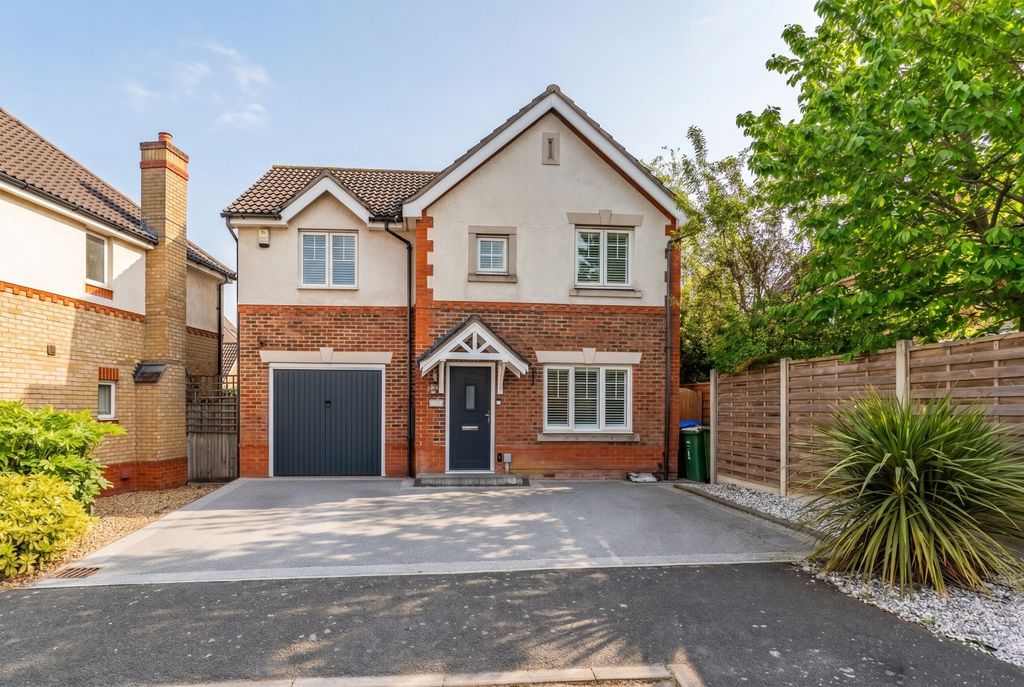 Property photo 1 of 27 4895450