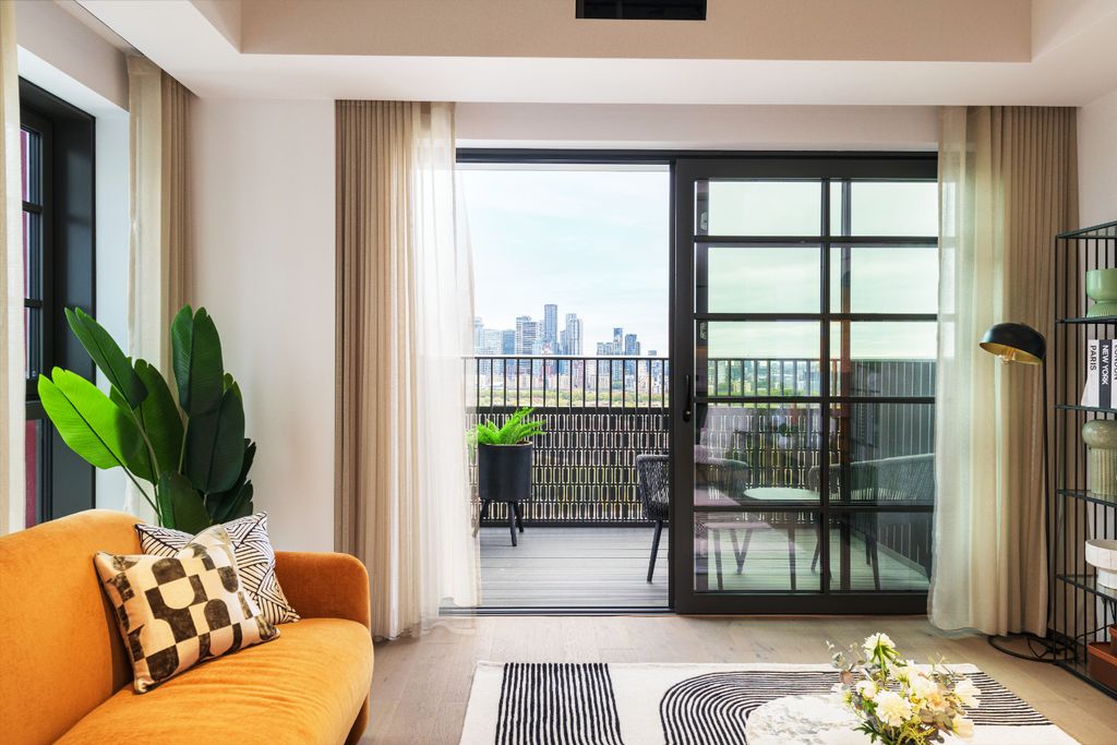 Property photo 3 of 24 20250918_Canada Water_The Founding_Apartment1504_027.Jpg