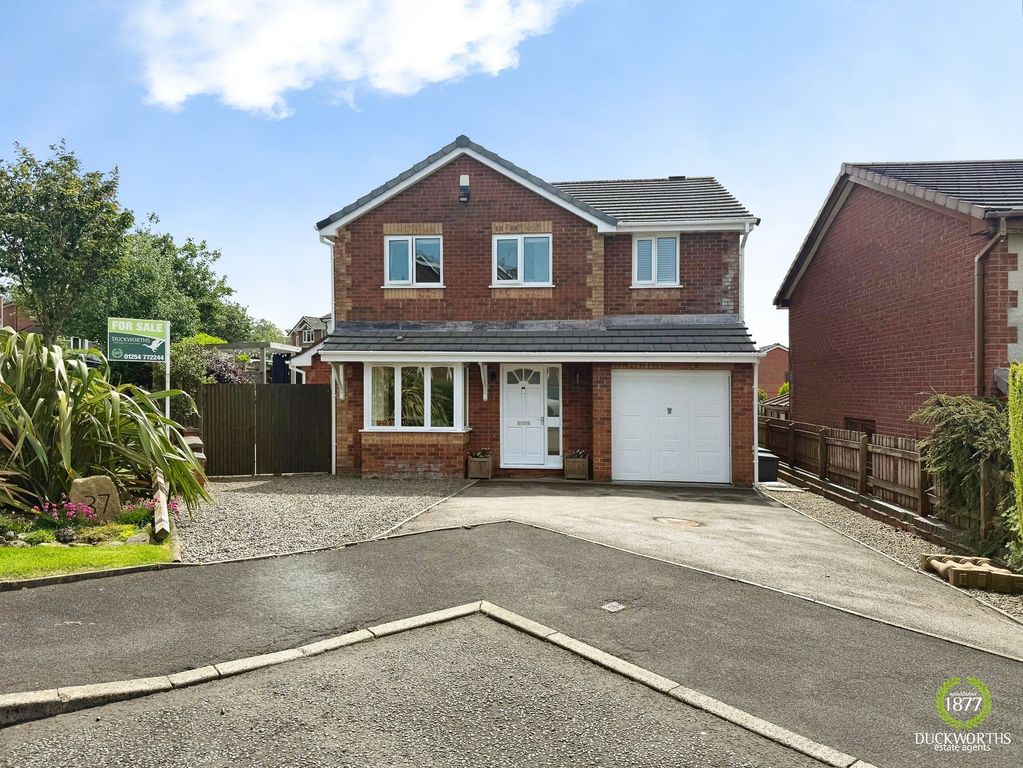 Property photo 1 of 45