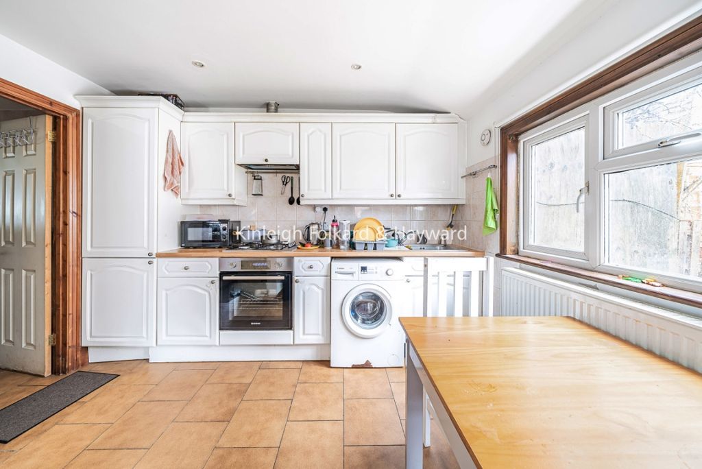 Property photo 1 of 5 Kitchen