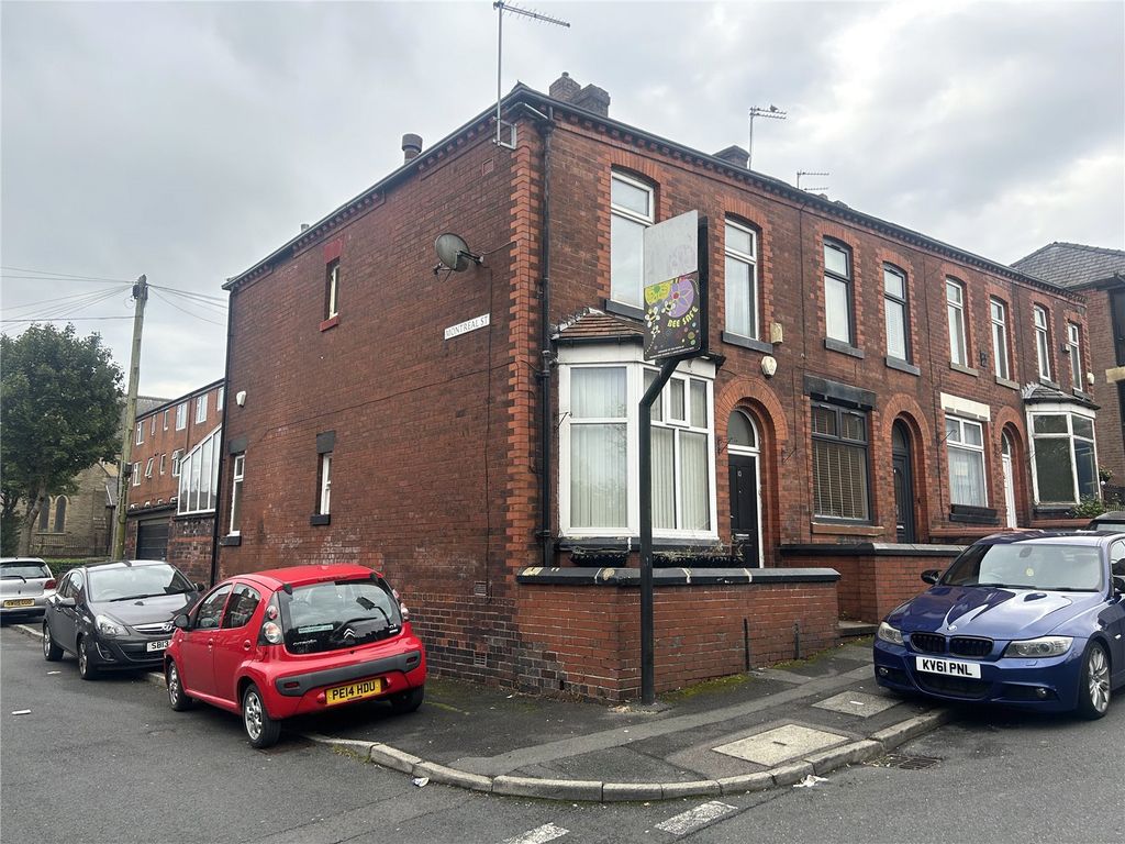 Property photo 2 of 18 External