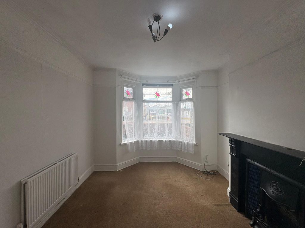Property photo 2 of 13 Living Room