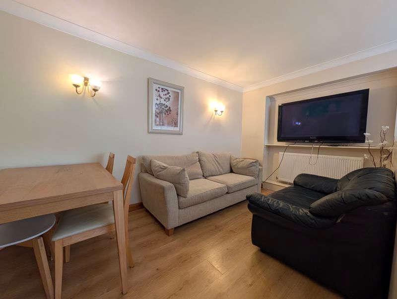 Property photo 2 of 14 Photo 3