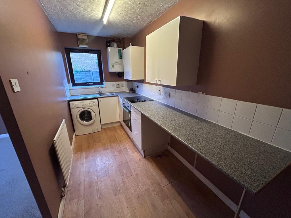 Property photo 3 of 4