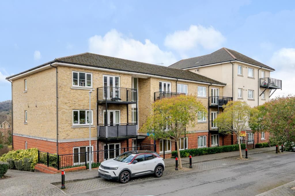 Property photo 1 of 19 External