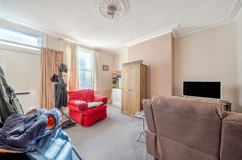 Property photo 3 of 10 1425406-6-69c5013...