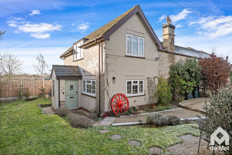 Property photo 1 of 19 Photo 17