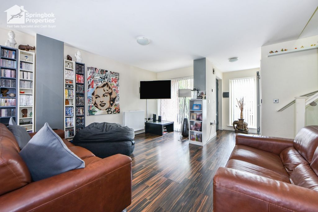 Property photo 2 of 13 Image 1