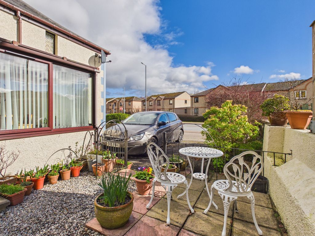 Property photo 3 of 26