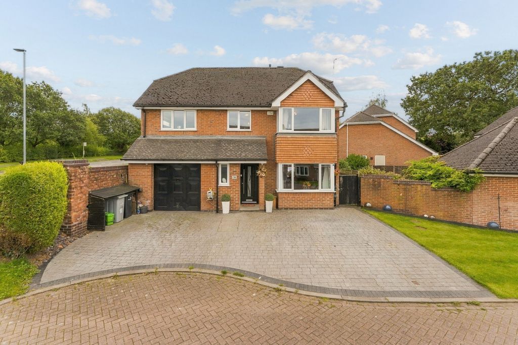 Property photo 1 of 30