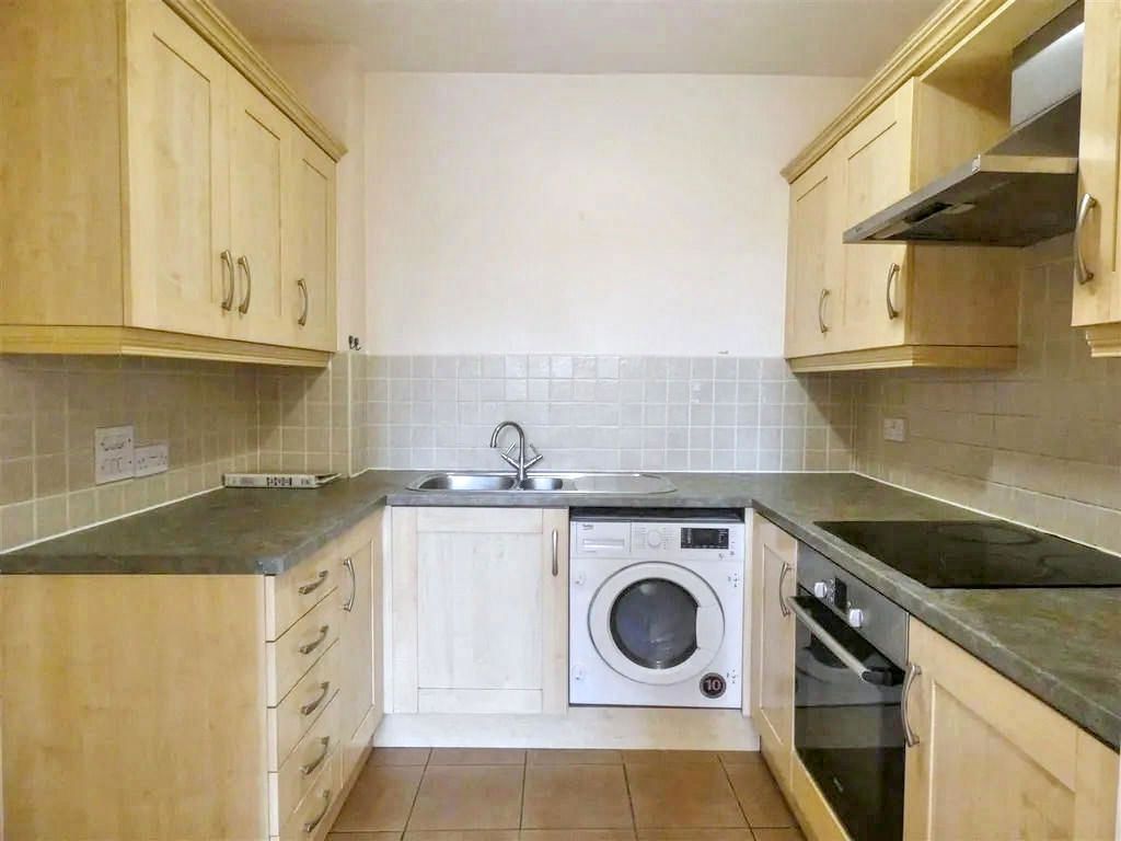 Property photo 2 of 12