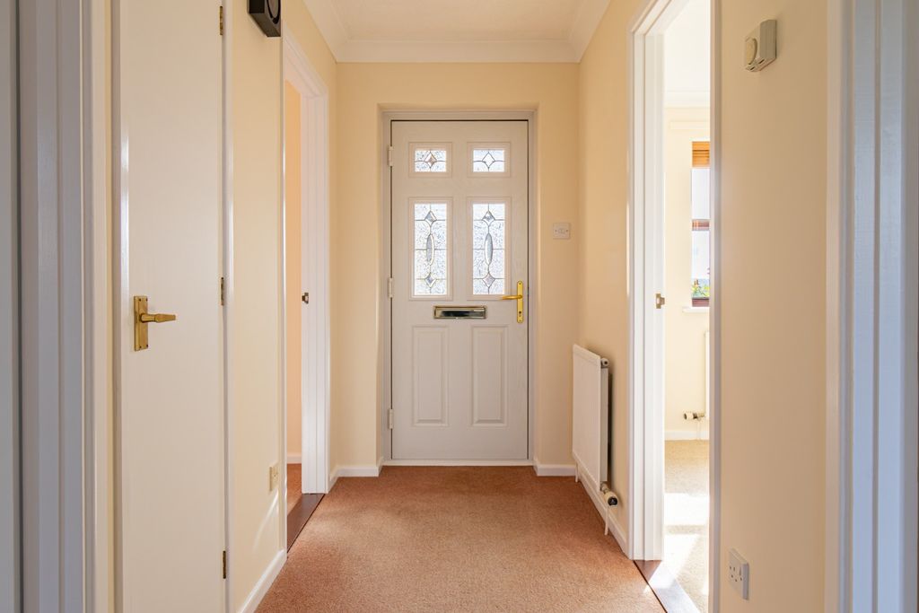 Property photo 3 of 15 4264767